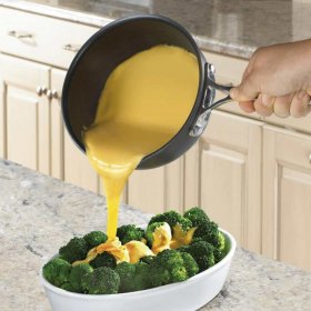 635-16OP Chef's Classic? Nonstick Hard Anodized 1 Quart Pour Saucepan Cuisinart New