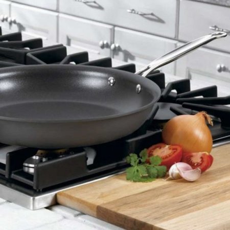 622-30H Chef's Classic? Nonstick Hard Anodized 12"" Nonstick Skillet Cuisinart New